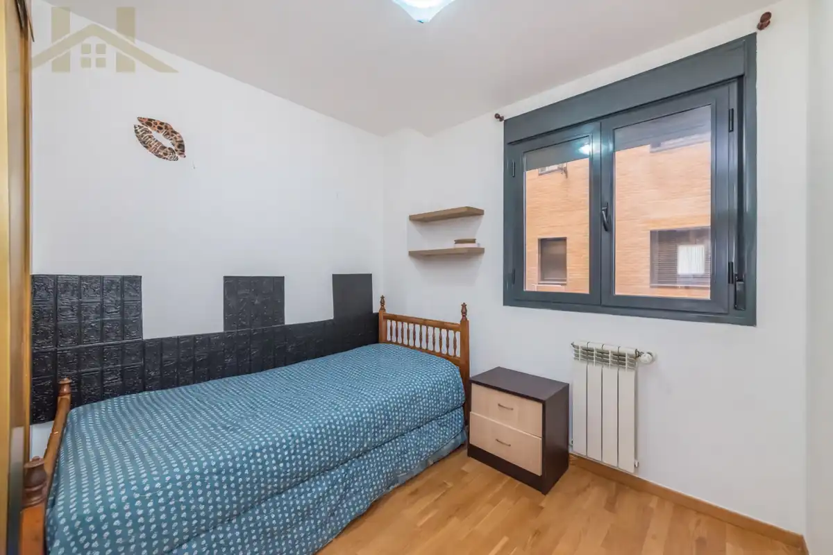 Habitación de Piso en venta en Valdemoro con Aire acondicionado, Calefacción y Jardín privado