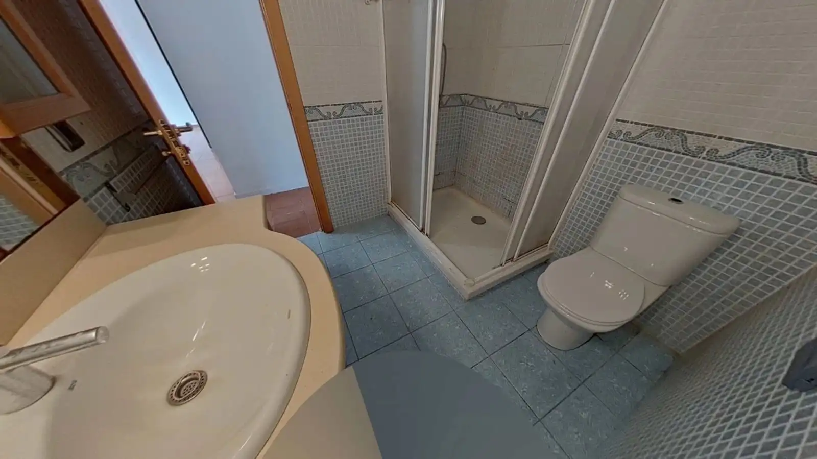 Bany de Pis en venda en Torredembarra amb Terrassa