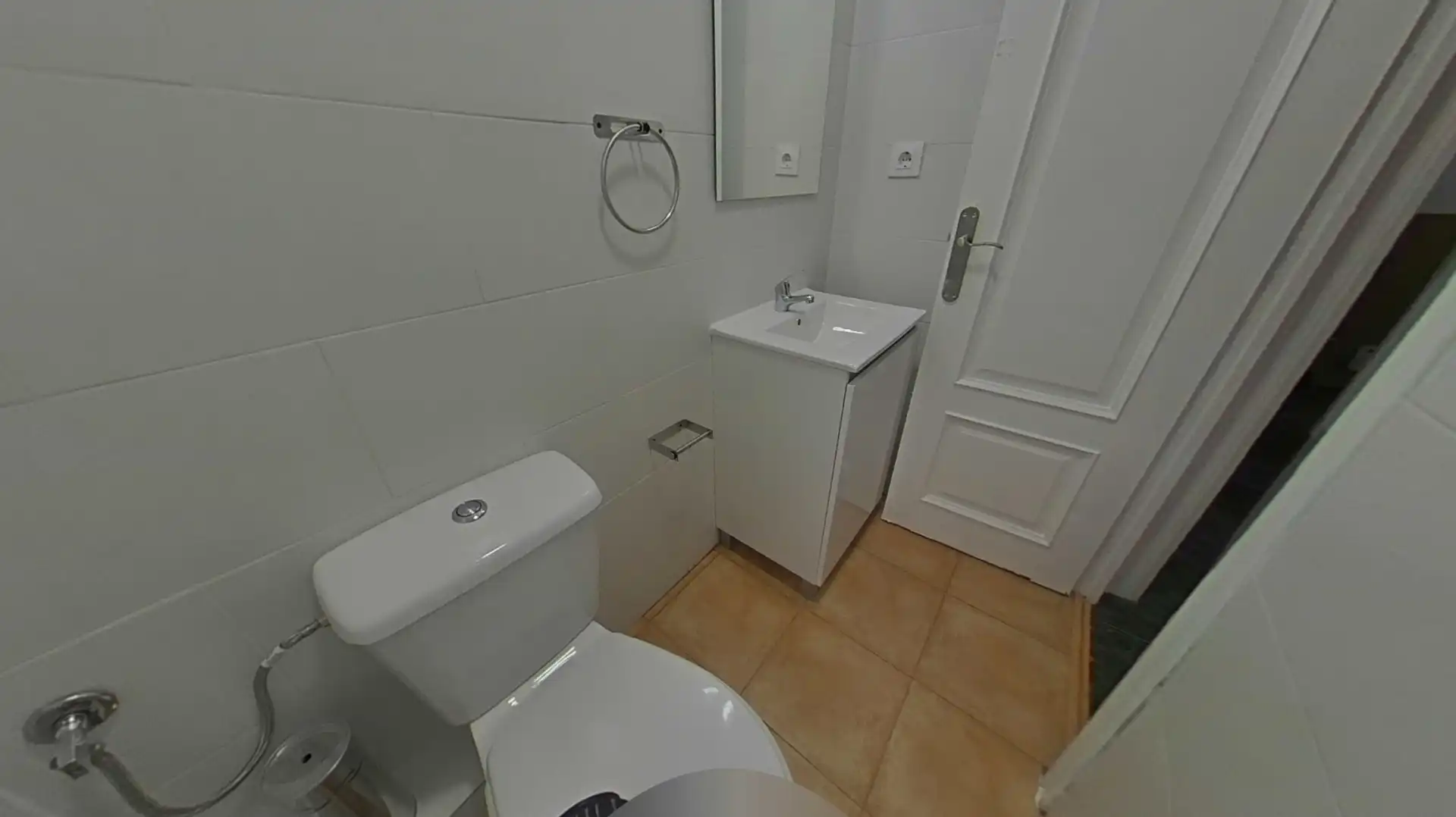 Baño de Piso en venta en L'Hospitalet de Llobregat con Calefacción y Amueblado