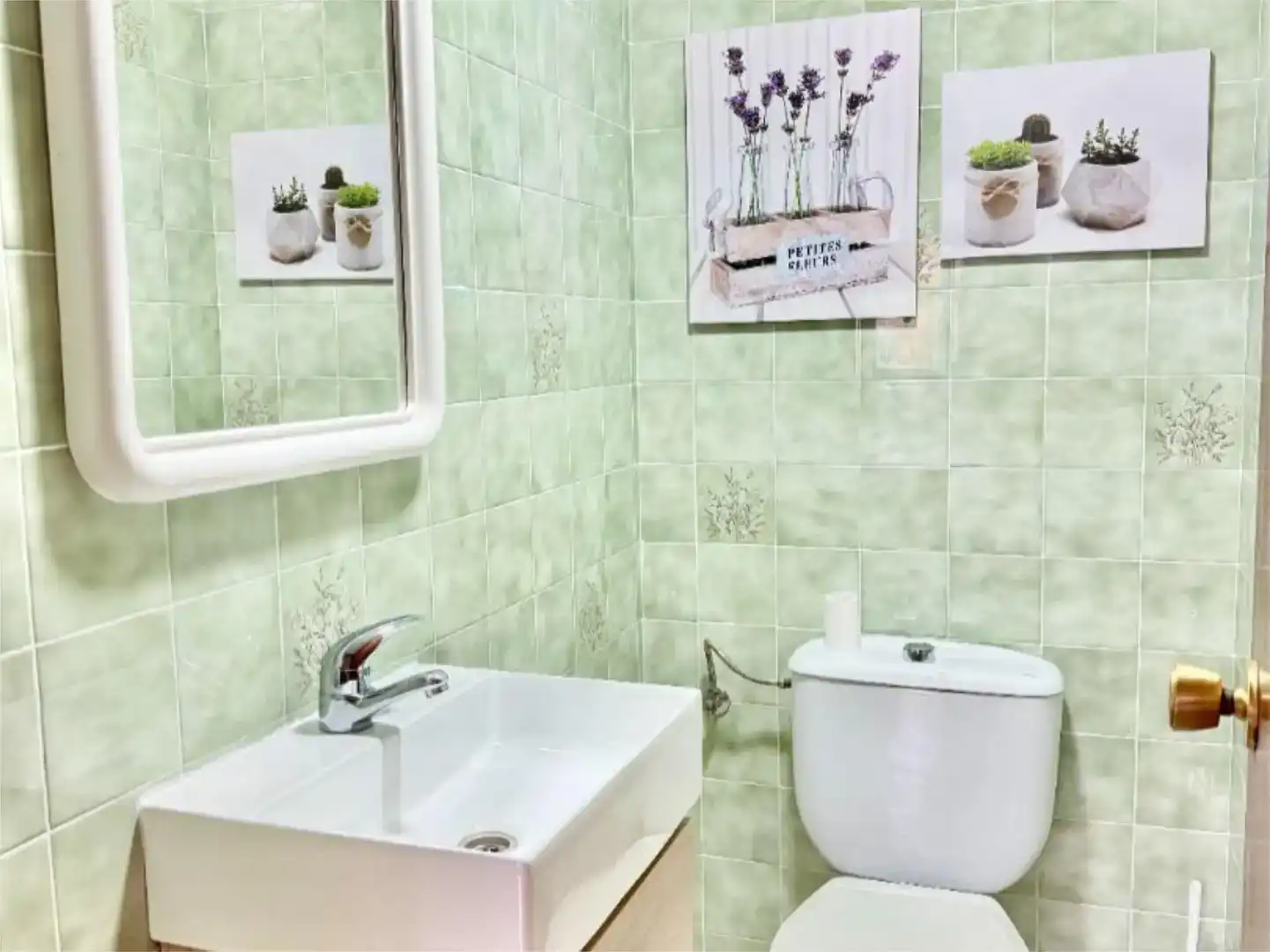 Baño de Piso de alquiler en Alisal - San Román
