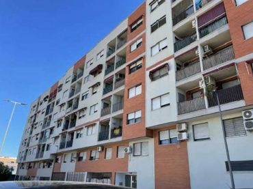 Flat for sale in C/ Ilusión