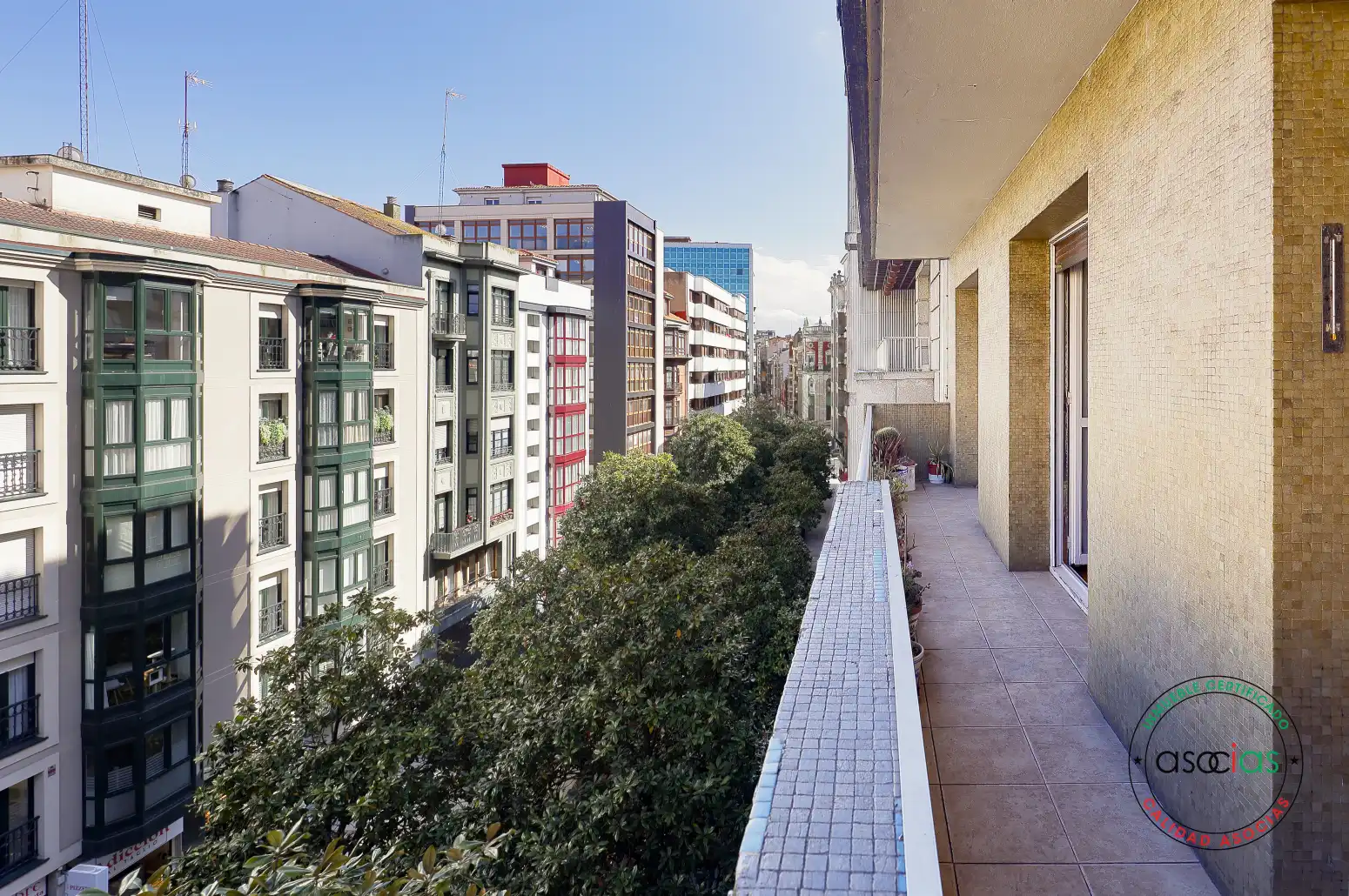 Vista exterior de Piso en venta en Gijón  con Calefacción, Parquet y Terraza