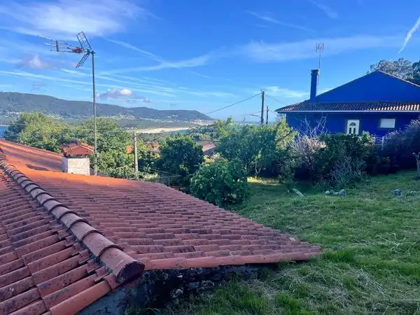 Houses for sale in A Guarda    with Private garden and Storage room