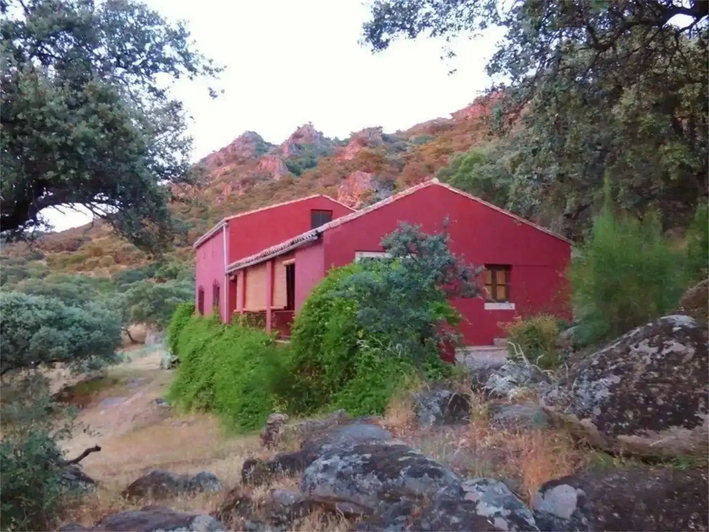 Vista exterior de Casa o chalet en venta en Montánchez con Jardín privado, Piscina y Balcón