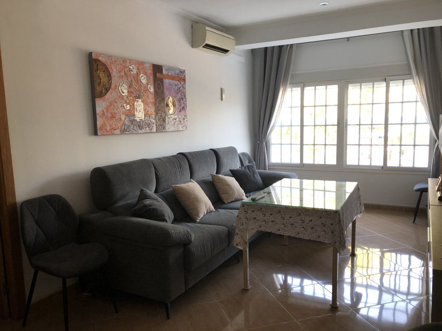 Living room of Flat for sale in La Puebla del Río  with Air Conditioner and Heating