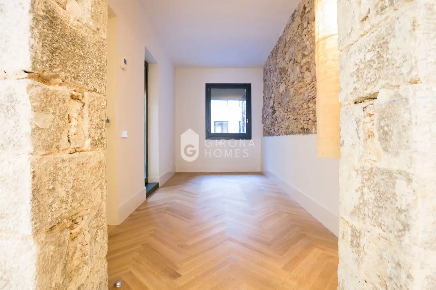 Apartments for rent in Centre - Barri Vell