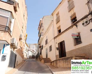 Vista exterior de Casa adosada en venda en Illora amb Balcó