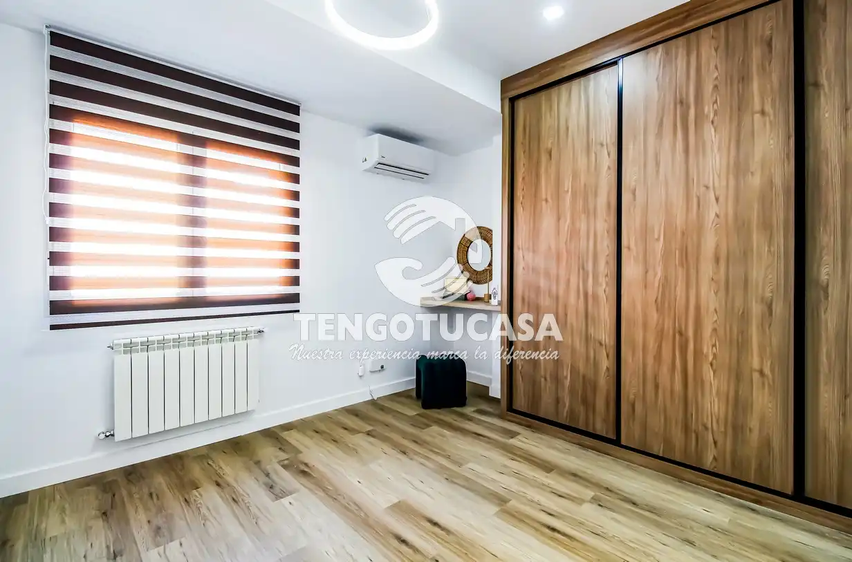 Schlafzimmer von Wohnung zum Verkauf in Madrid mit Klimaanlage, Heizung und Terrasse