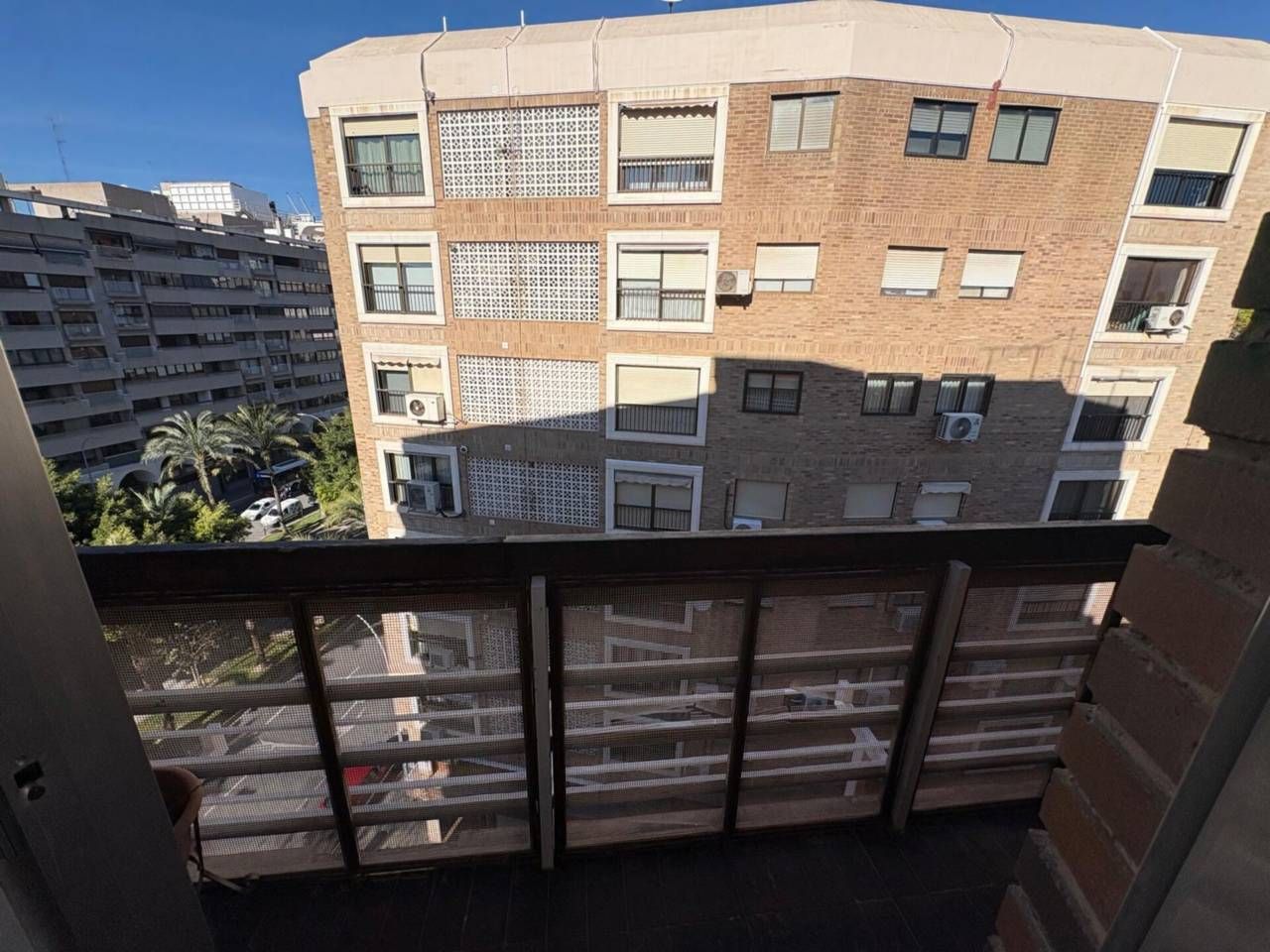 Vista exterior de Pis en venda en Alicante / Alacant amb Aire condicionat, Calefacció i Moblat