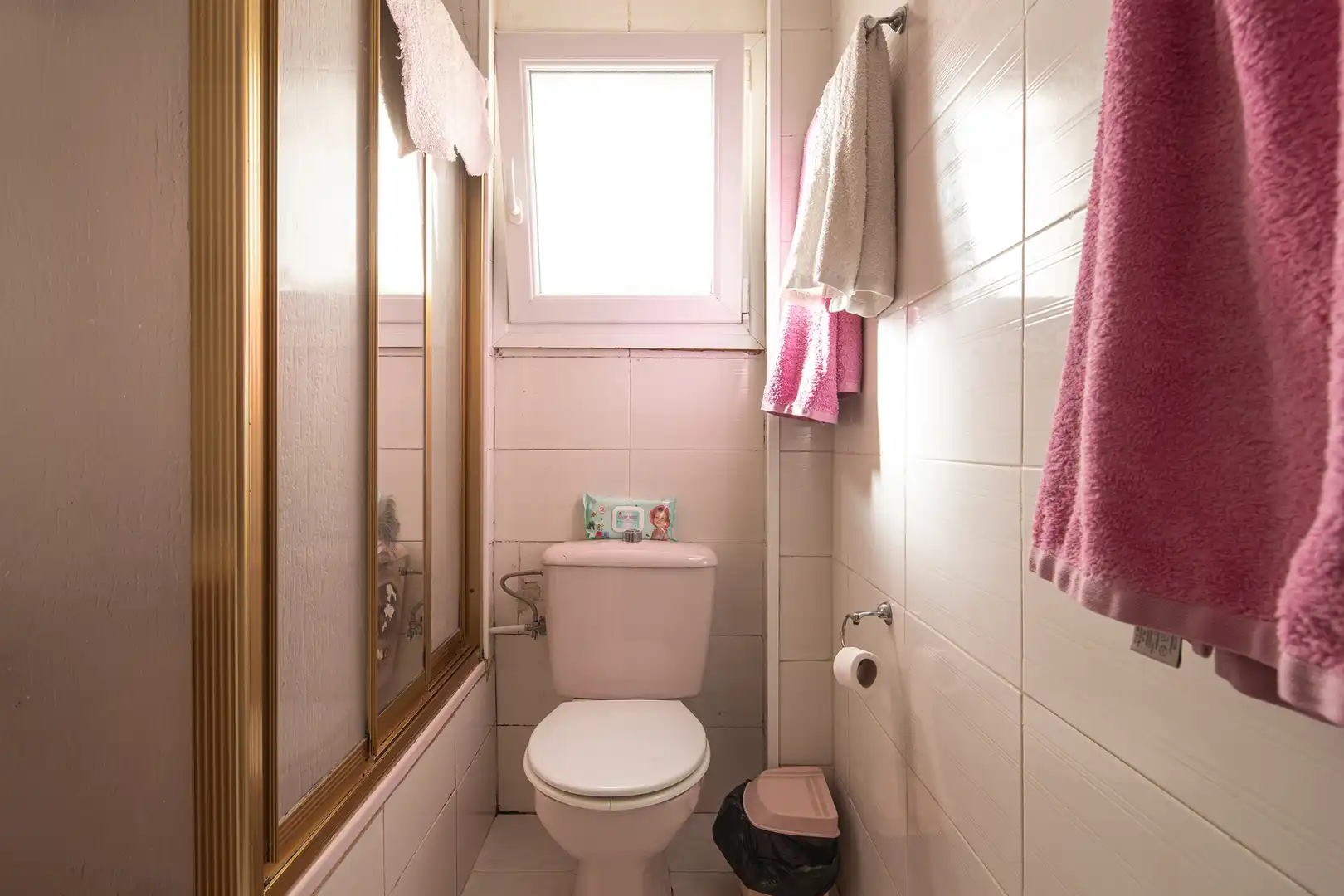 Bathroom of Flat for sale in Genil