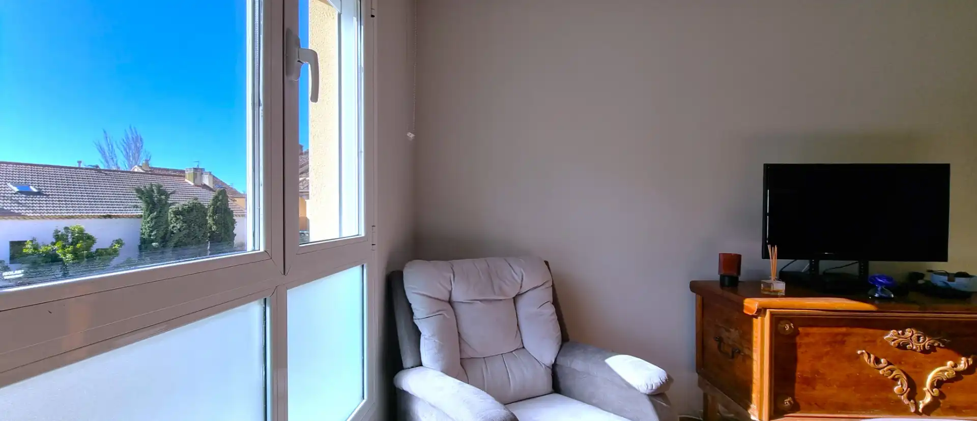 Living room of Flat for sale in Navalafuente  with Air Conditioner, Heating and Furnished