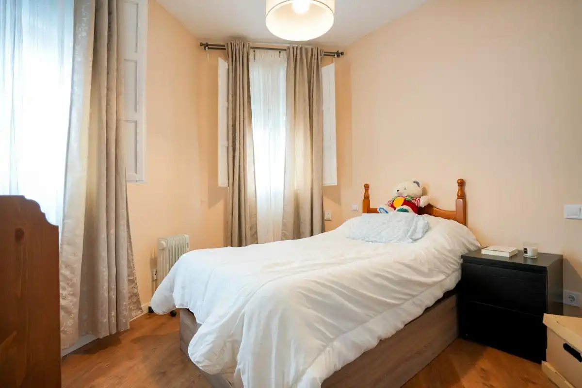 Habitación de Piso en venta en Madrid con Aire acondicionado y Calefacción