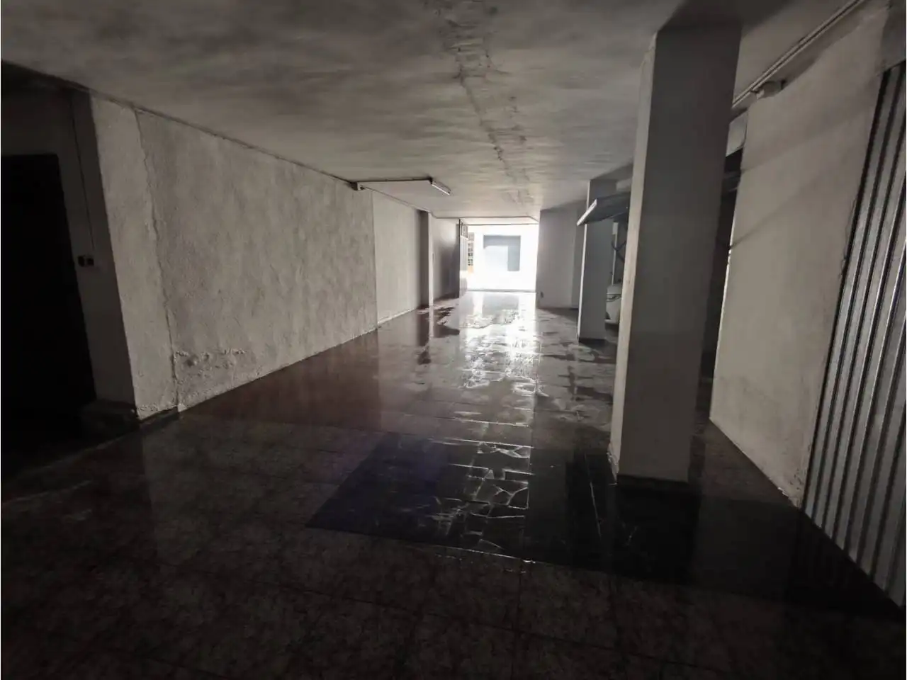 Garaje en venta en Montefrío