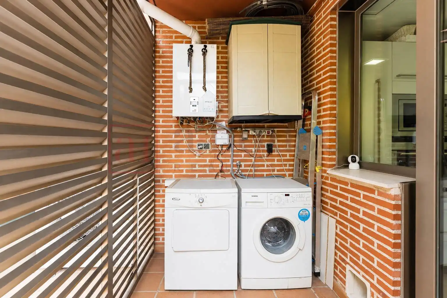 Terrasse von Erdgeschoss zum Verkauf in Madrid mit Klimaanlage, Heizung und Privatgarten