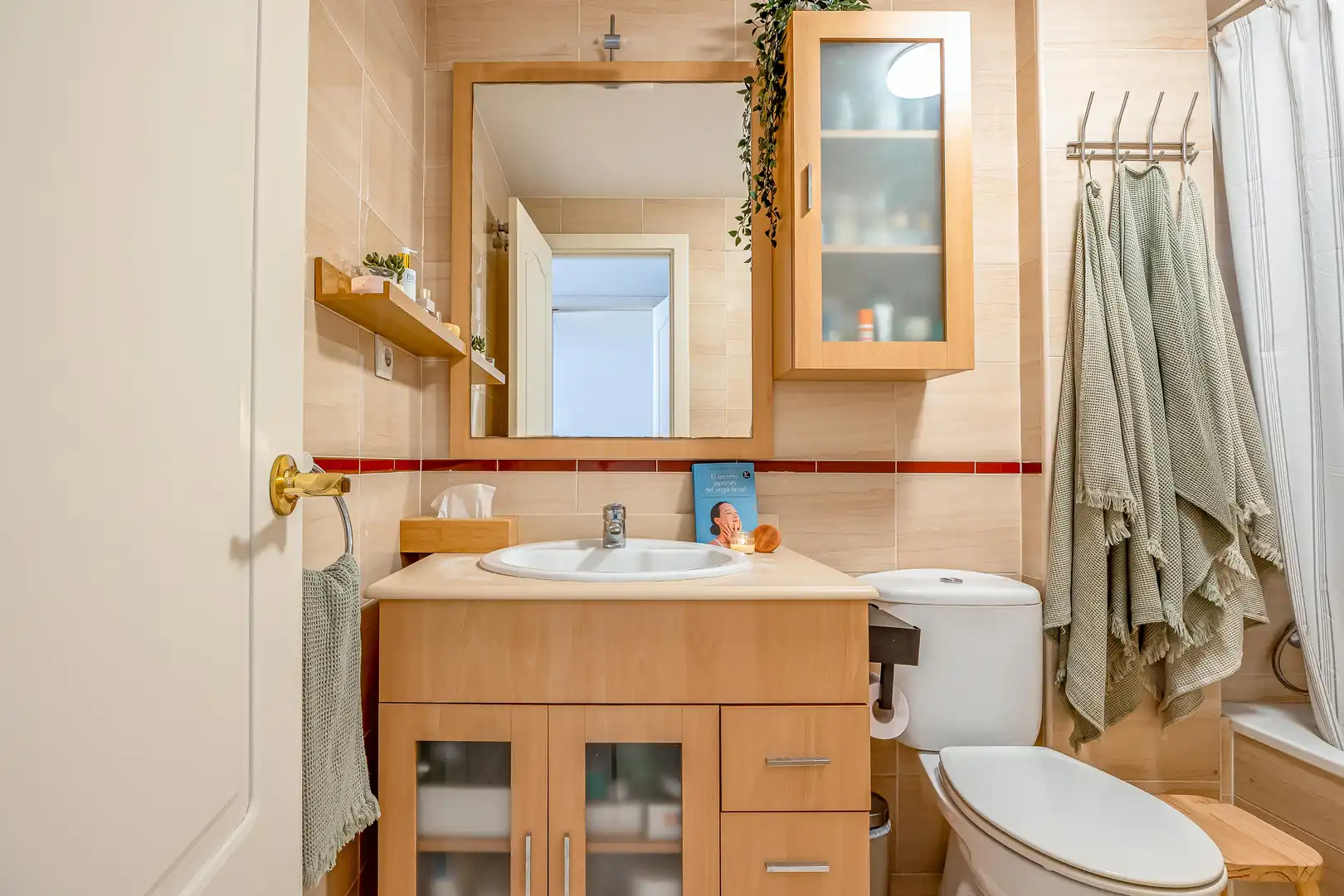Bathroom of Flat for sale in Telde
