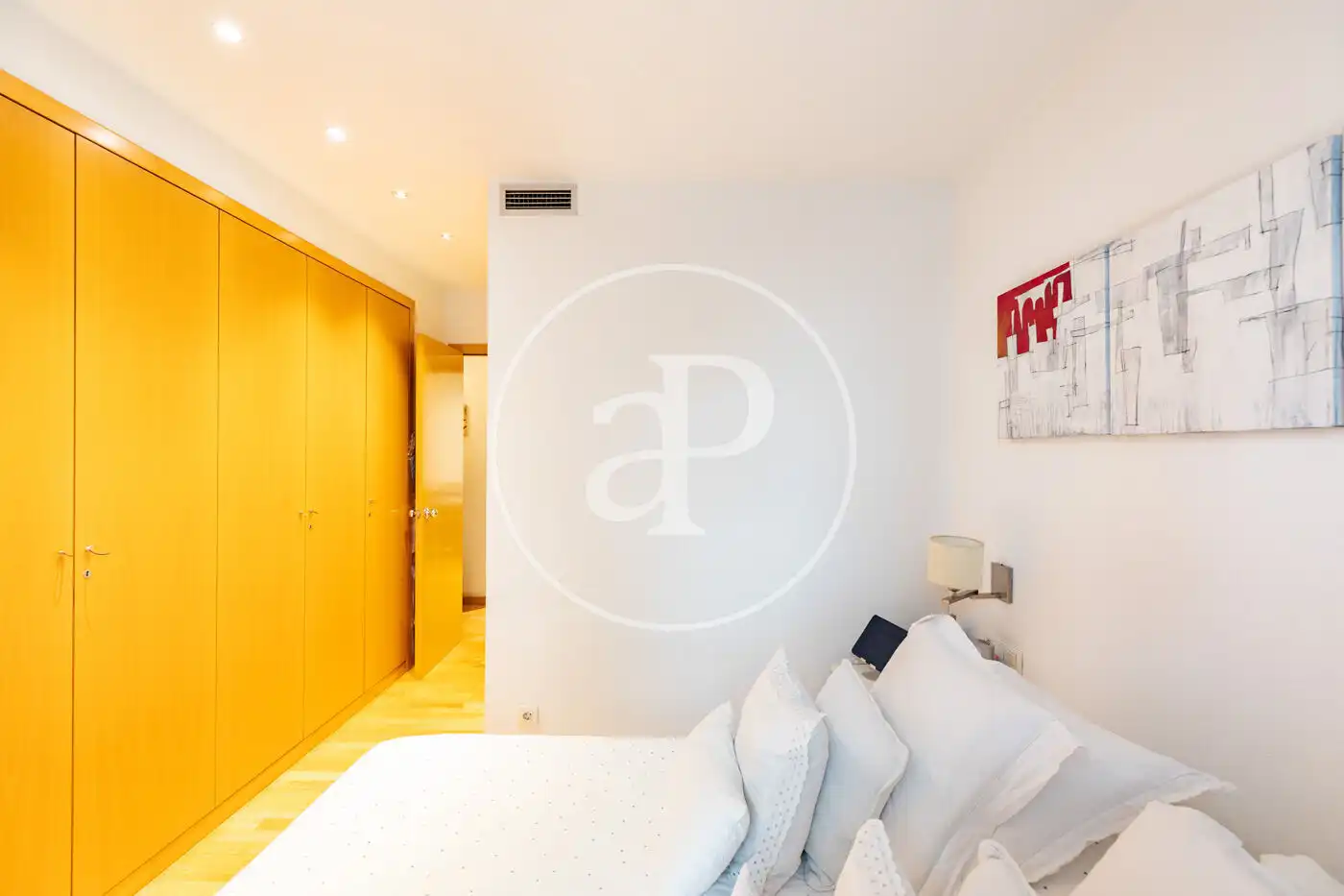 Bedroom of Flat for sale in Barcelona  with Air Conditioner, Heating and Terrace