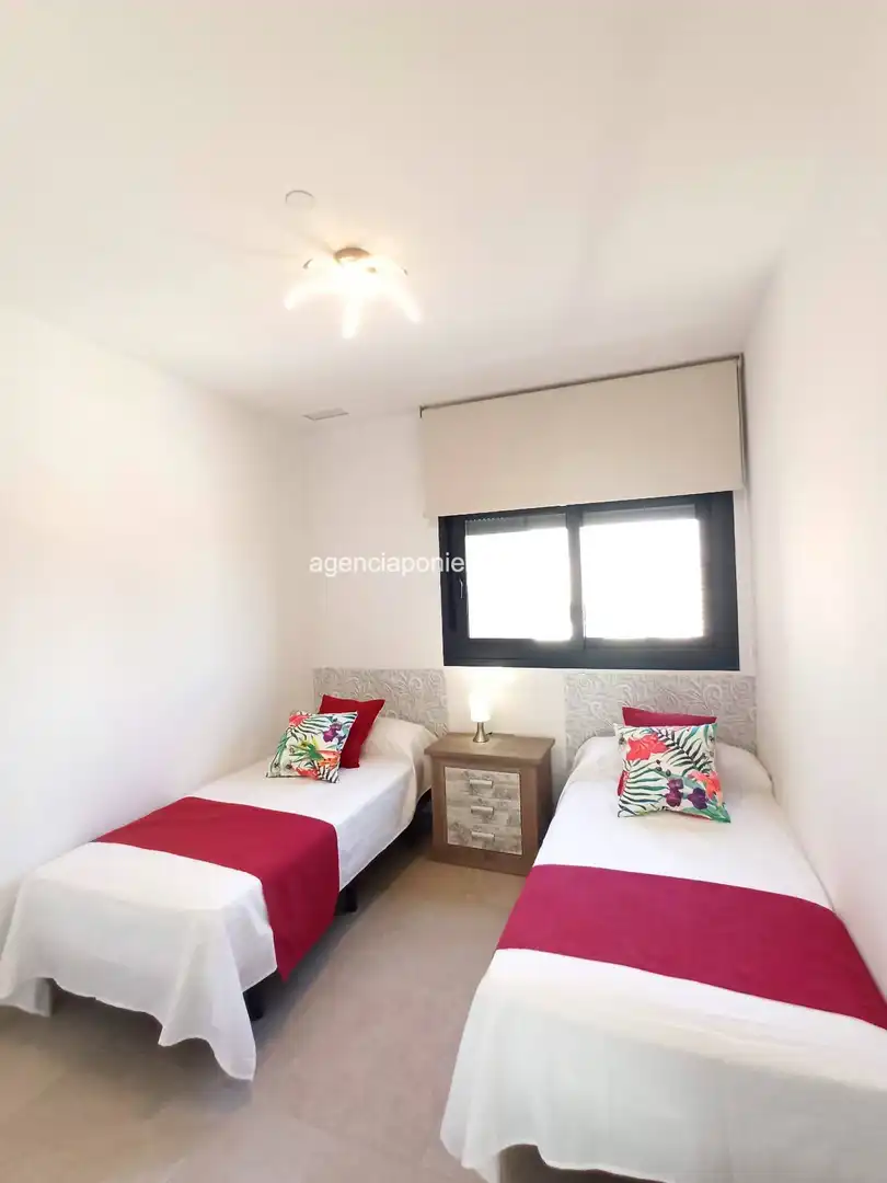 Habitación de Piso de alquiler en Benidorm con Aire acondicionado, Calefacción y Terraza
