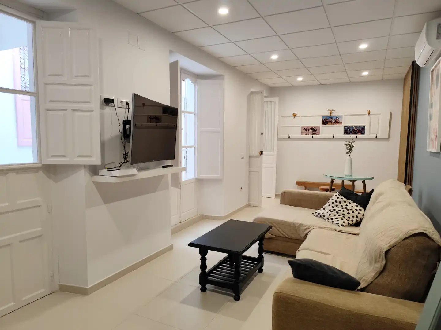Ground floor for rent in Calle Santo Domingo, Centro - Calzada - Cabo Noval