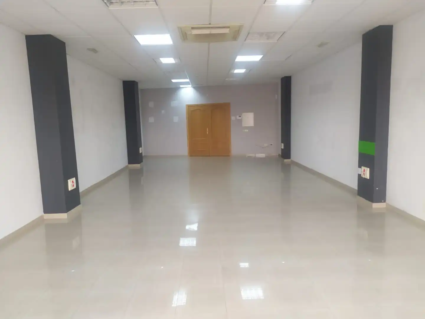 Office for rent in Manzanares