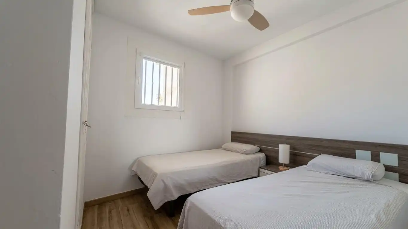 Flat with lift to rent in Ciudad Jardín - Tagarete - El Zapillo, imagen 7