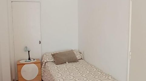 Foto 5 de Piso de alquiler en Sector Sur - La Palmera - Reina Mercedes, Sevilla Capital
