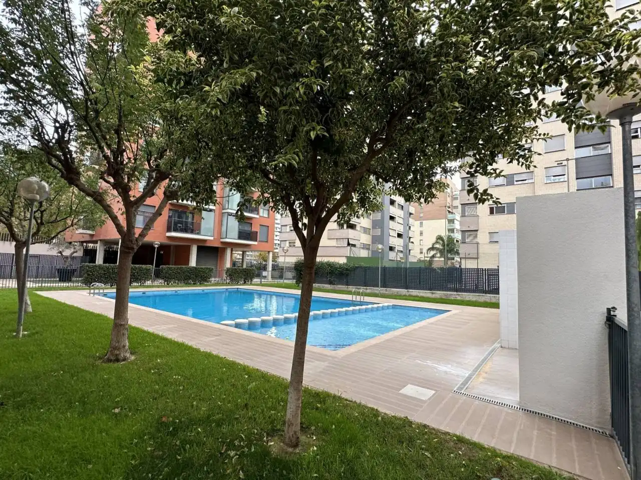 Pis amb terrassa de lloguer a Calle Reina Violante, imagen 48