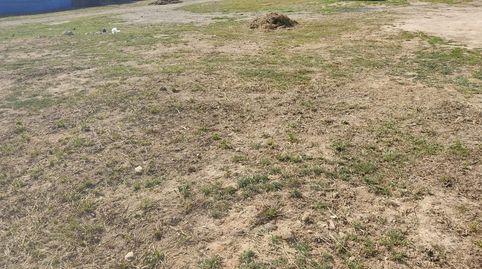 Foto 4 von Residential zum Verkauf in Calle Cecilio Vallejo, Milagro, Navarra