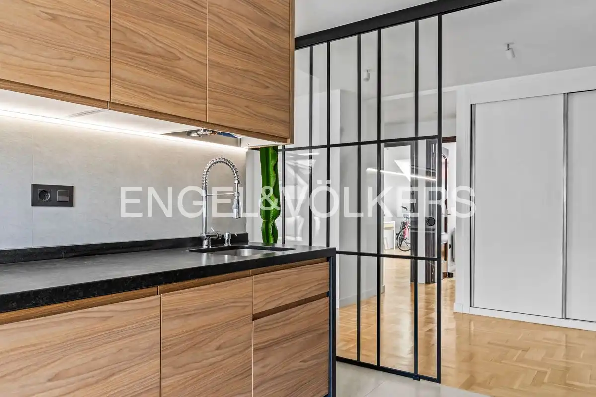 Cocina de Piso en venta en Gijón  con Calefacción y Parquet