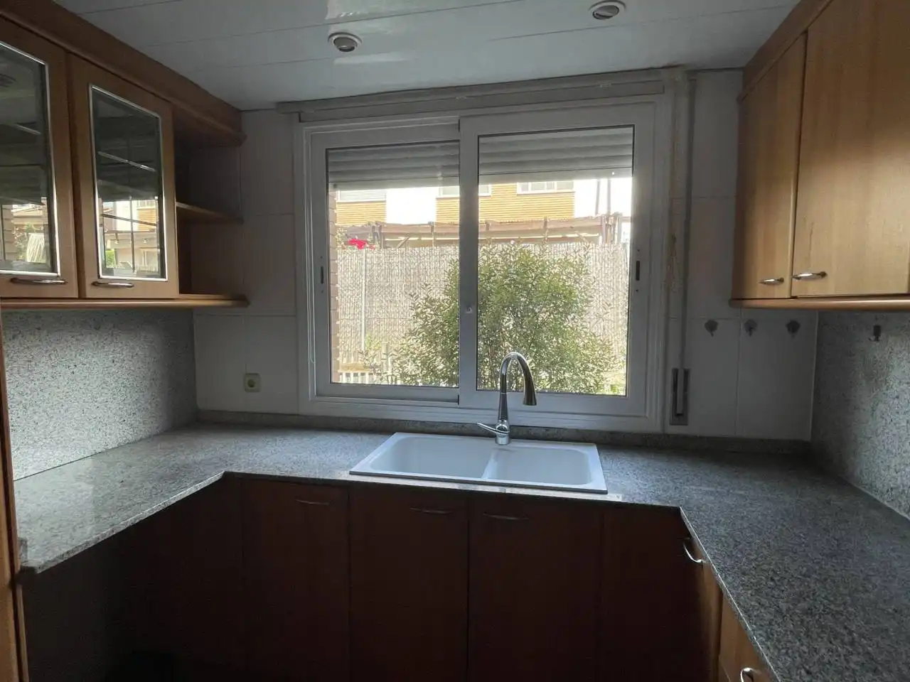 Cuina de Casa o xalet en venda en L'Ametlla del Vallès amb Aire condicionat, Calefacció i Jardí privat