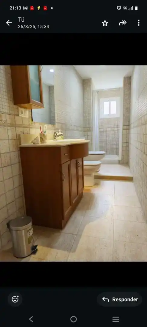 Badezimmer von Wohnung zur Miete in Sueca mit Klimaanlage und Balkon