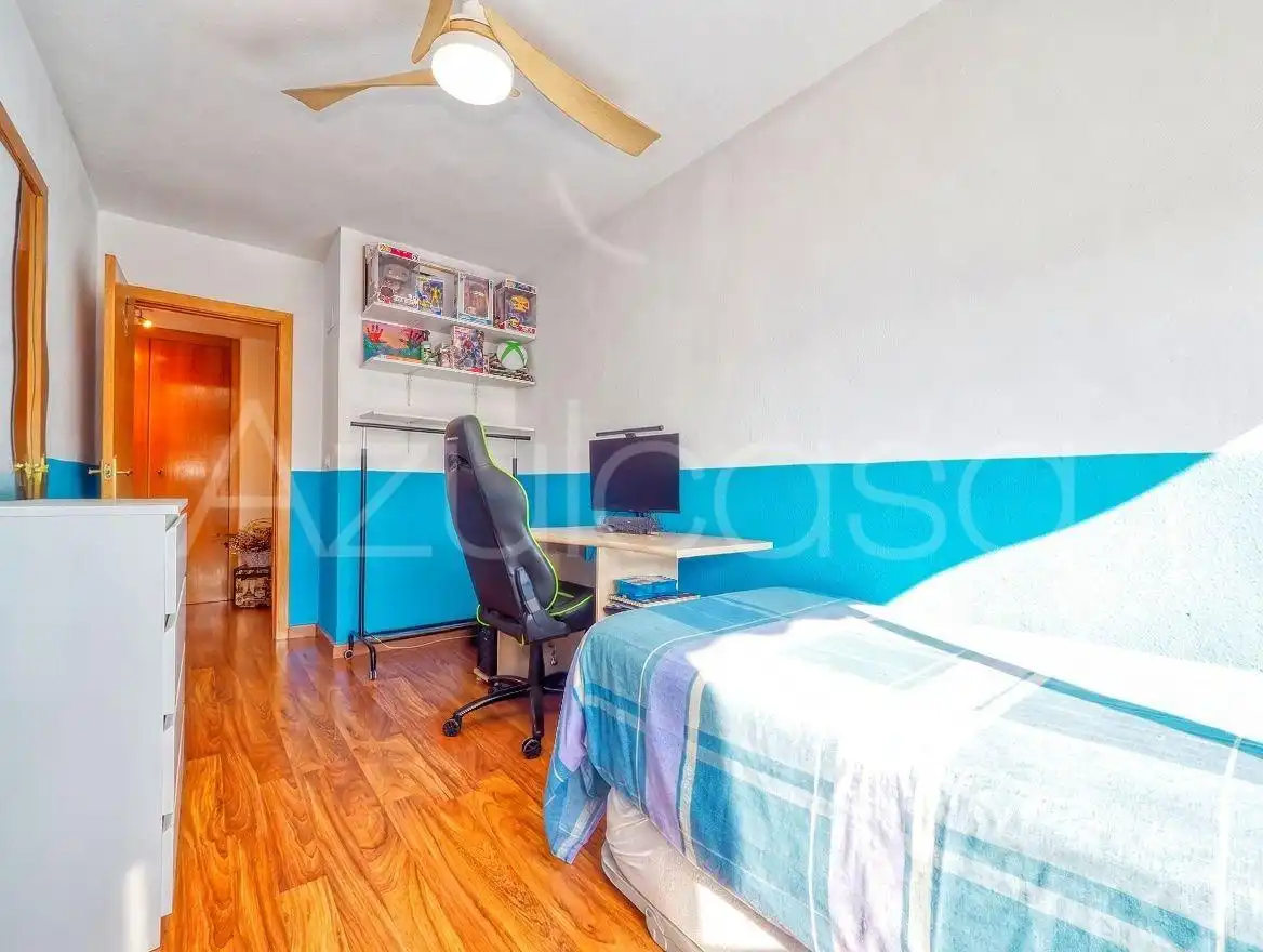 Bedroom of Flat for sale in Alicante / Alacant  with Air Conditioner, Terrace and Storage room