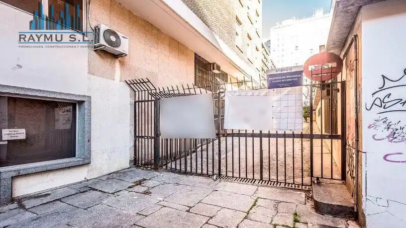 Geschaftsraum zum Verkauf in Plaza CONDE DEL VALLE DE SUCHIL, Arapiles