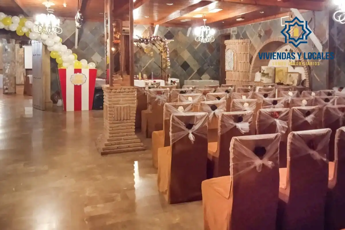 Local comercial en venda a Pinos Genil, imagen 18