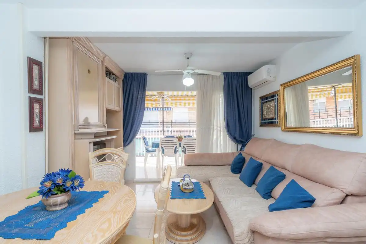 Sala de estar de Piso en venta en Benidorm con Aire acondicionado, Calefacción y Terraza