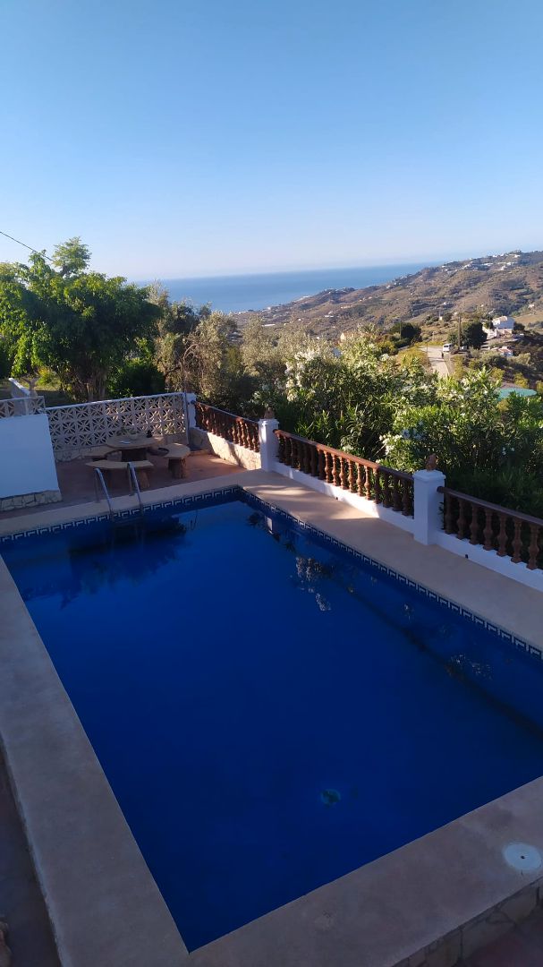 Swimming pool of House or chalet to rent in Frigiliana  with Air Conditioner, Heating and Terrace