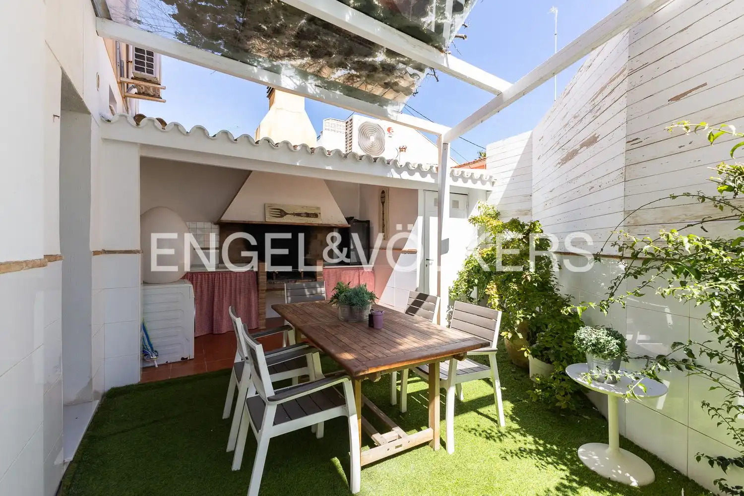 Terraza de Piso en venta en Valencia con Aire acondicionado, Calefacción y Jardín privado