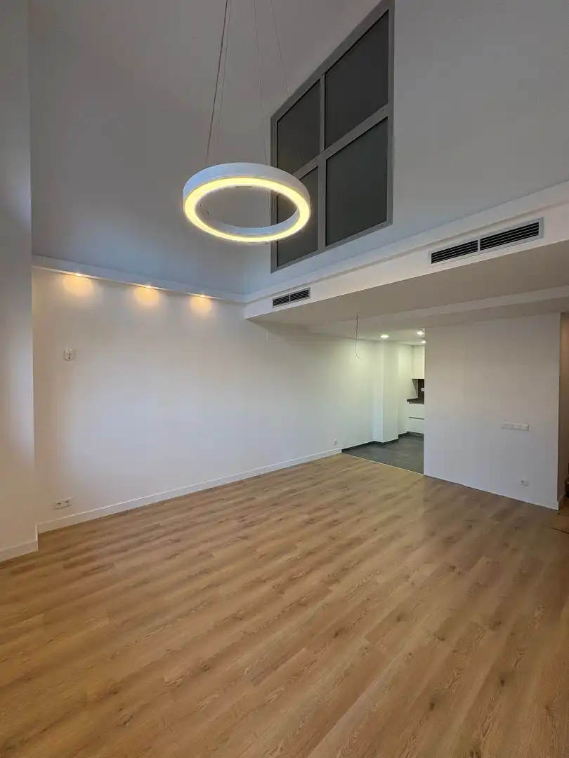 Dúplex en venda en Cornellà de Llobregat amb Aire condicionat, Calefacció i Parquet