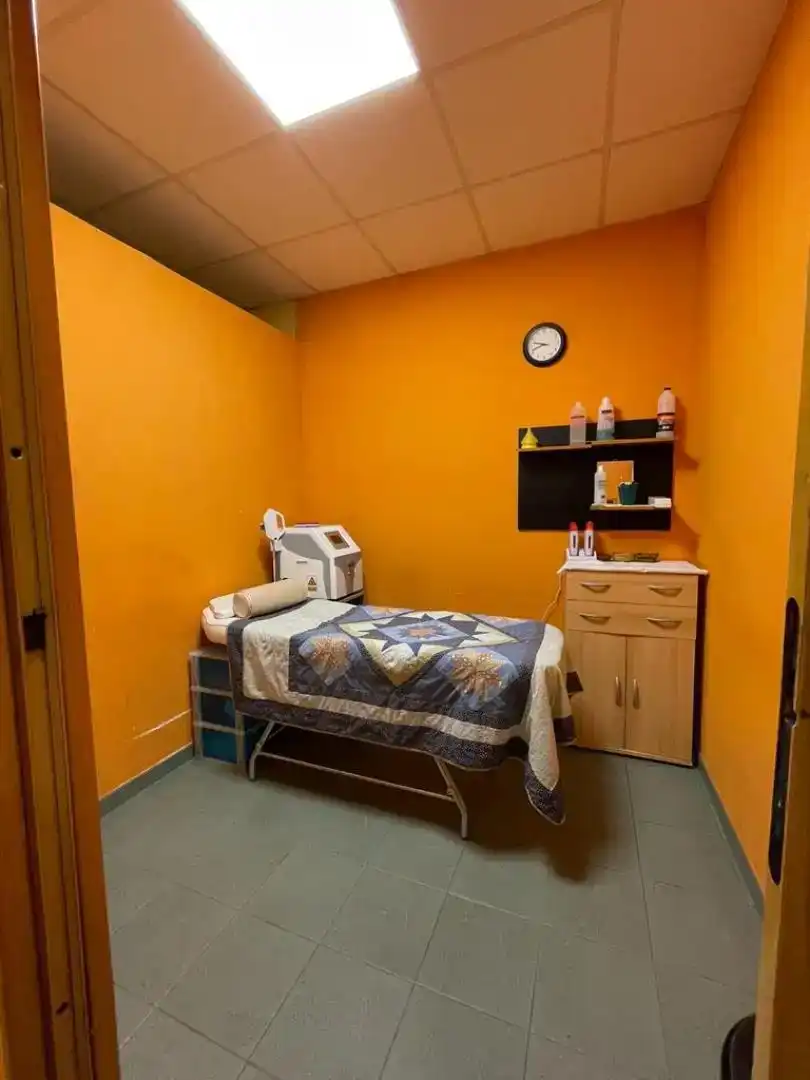 Bedroom of Commercial properties for rent in Melide