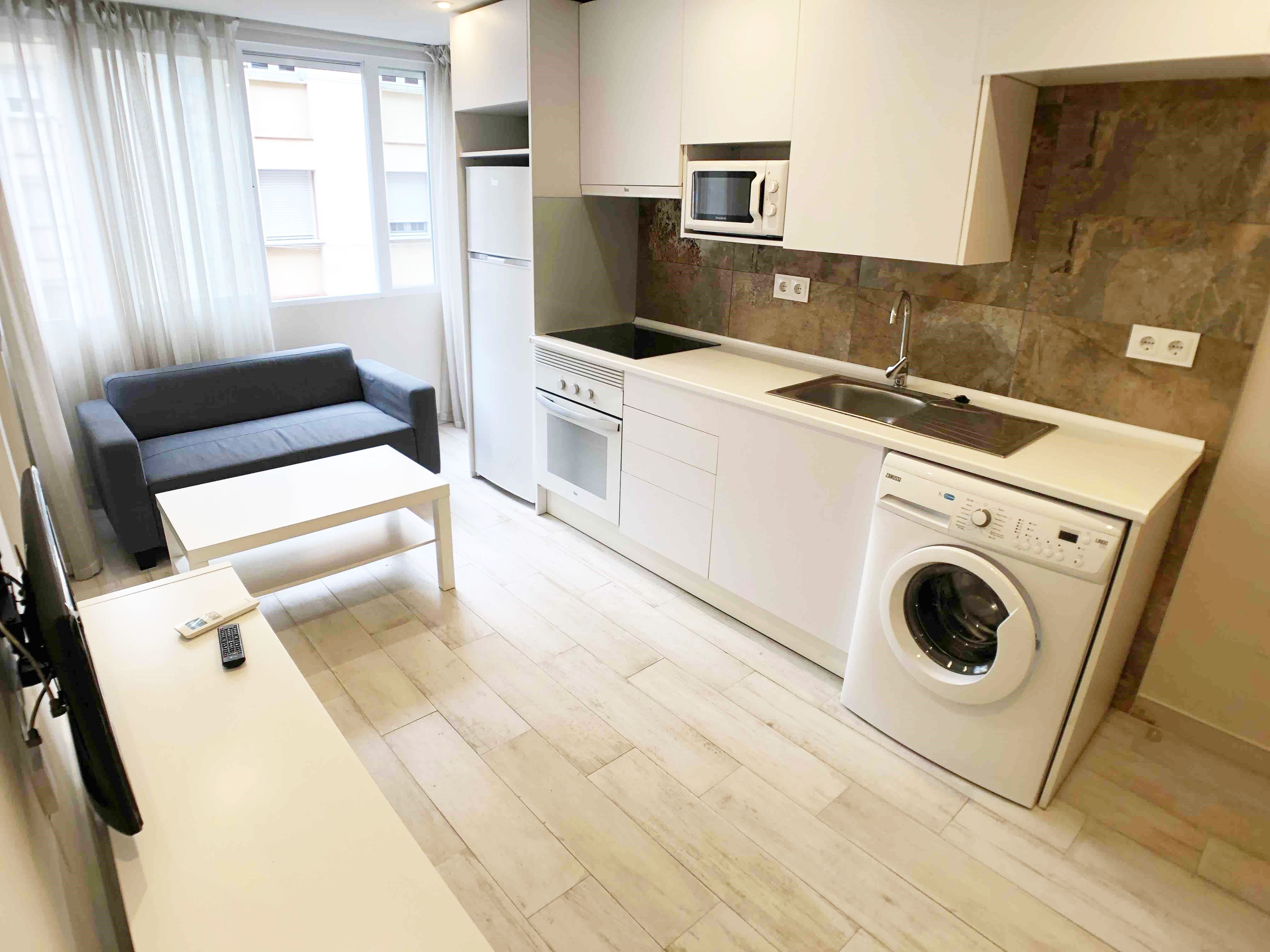 Kitchen of Apartment to rent in  Madrid Capital  with Air Conditioner, Heating and Furnished