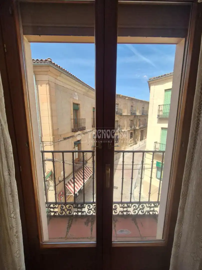Vista exterior de Piso en venta en Sigüenza con Aire acondicionado, Calefacción y Balcón