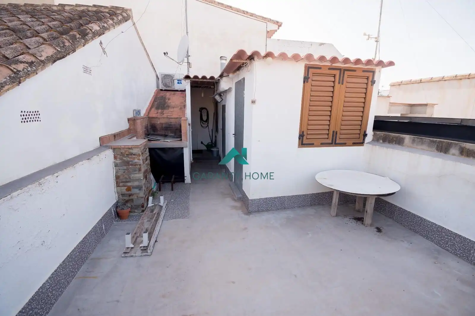 Vista exterior de Casa o xalet en venda en Sagunto / Sagunt amb Aire condicionat, Calefacció i Terrassa