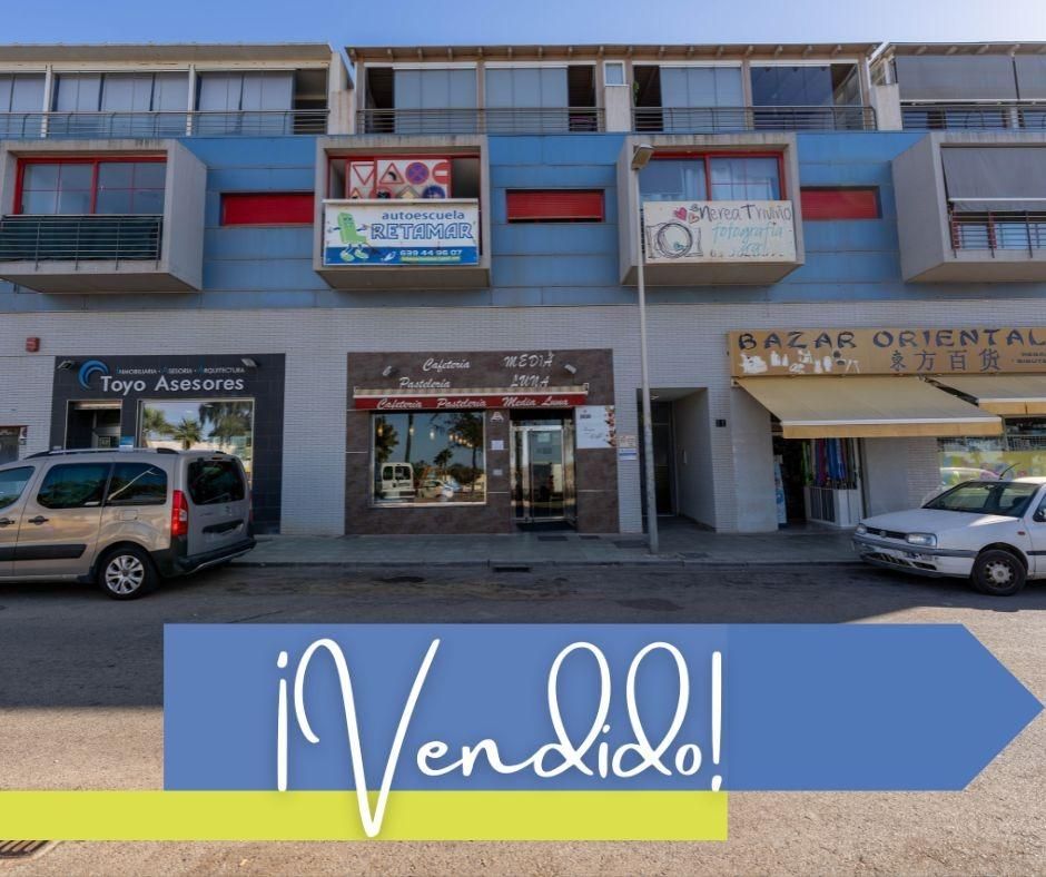 Flat for sale in  Almería Capital  with Air Conditioner, Private garden and Storage room