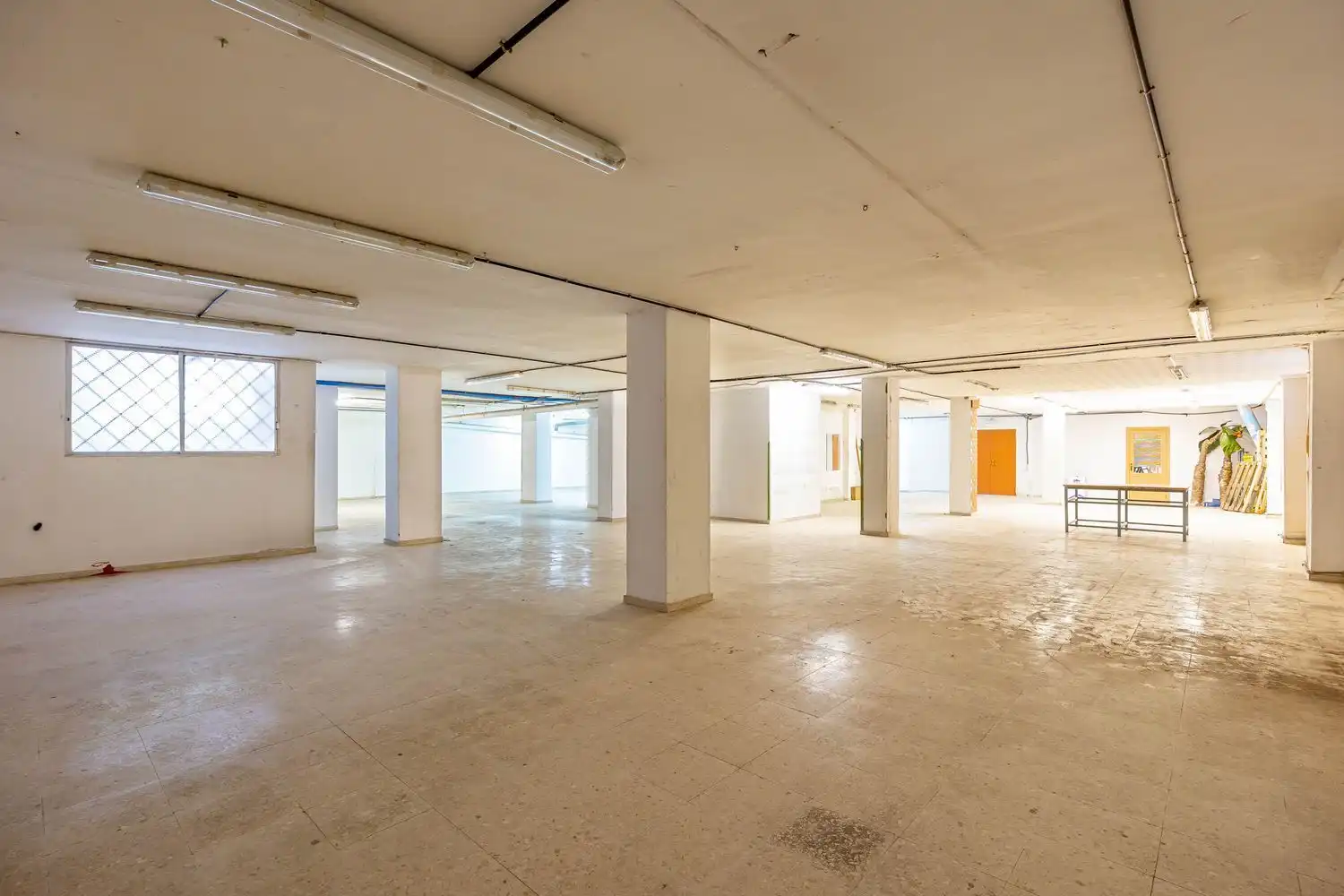 Local commercial à vendre à Calle Jesús Ferrer Jimeno 14, imagen 8