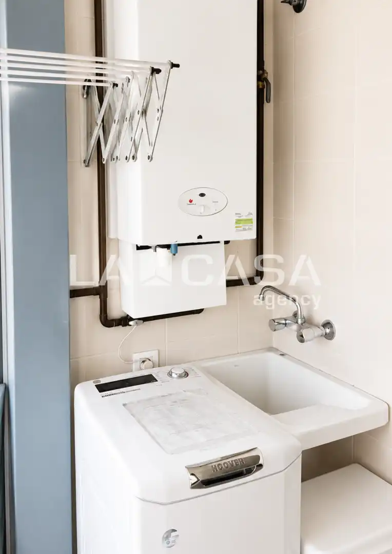 Baño de Piso en venta en Badalona con Terraza, Trastero y Balcón