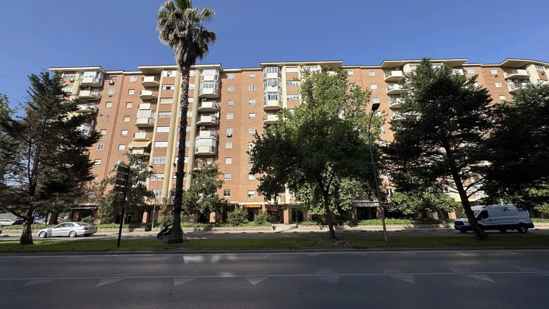 Exterior view of Flat for sale in Badajoz  with Furnished