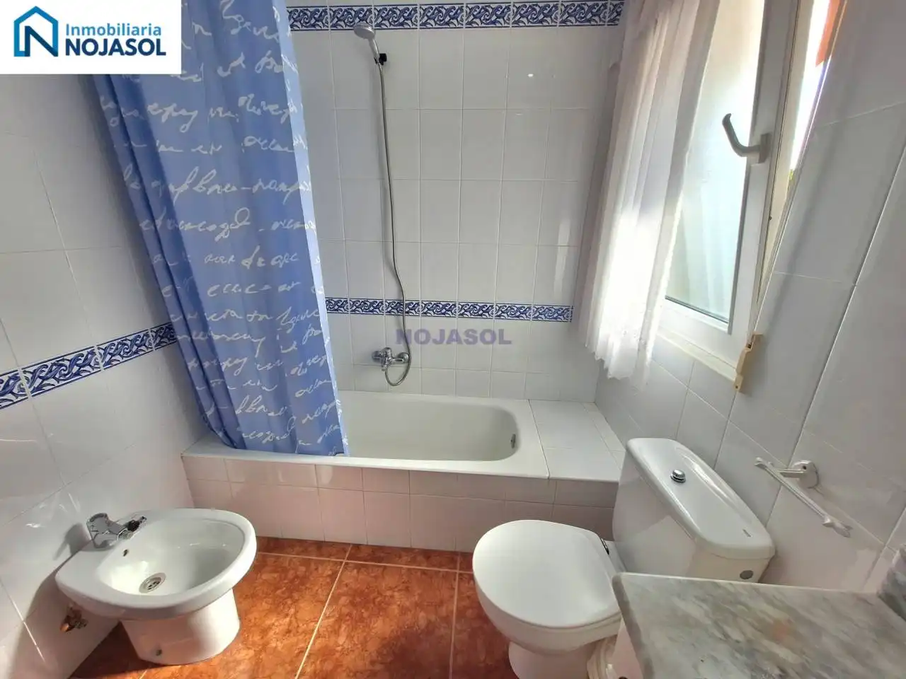 Badezimmer von Wohnung zur Miete in Noja mit Heizung, Privatgarten und Terrasse