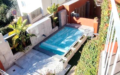 Swimming pool of House or chalet to rent in  Barcelona Capital  with Air Conditioner, Heating and Private garden