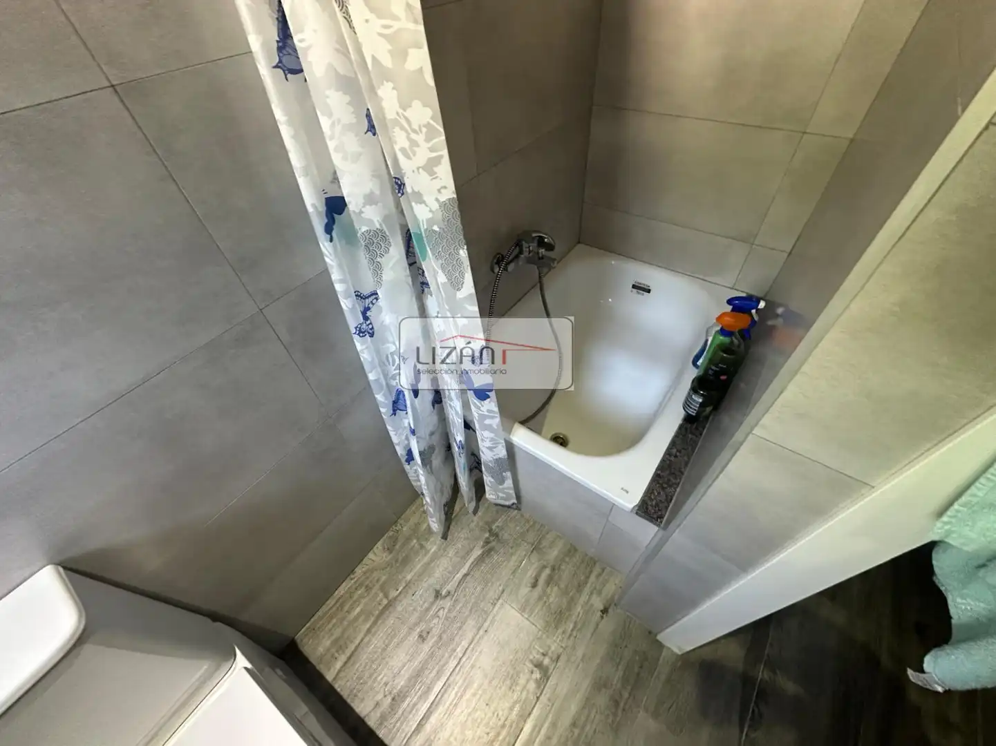 Bany de Casa o xalet en venda en Siero amb Calefacció i Parquet