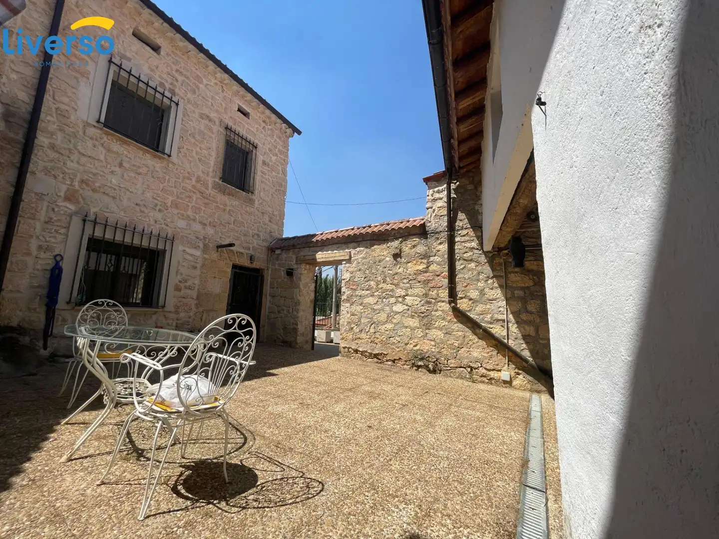 Terrassa de Finca rústica en venda en Moral de Hornuez amb Terrassa, Traster i Moblat