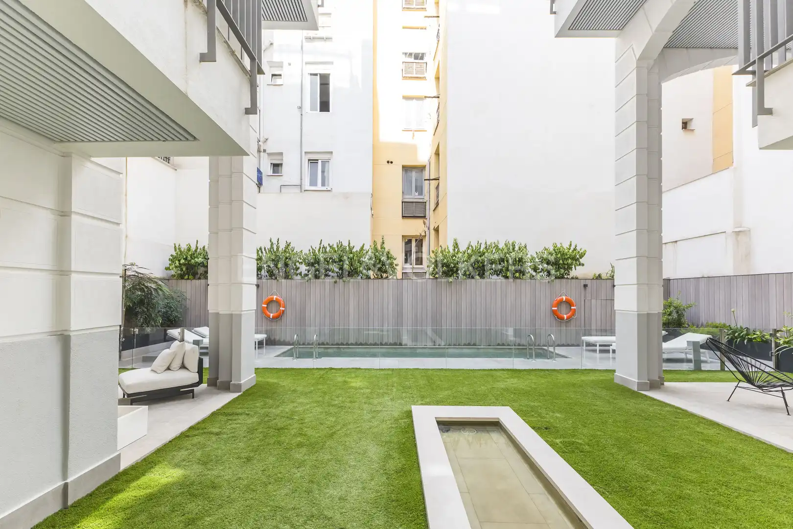 Terrassa de Pis de lloguer en Madrid amb Aire condicionat, Calefacció i Jardí privat